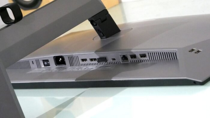 HP Z27u  (27 inch) - Image 3